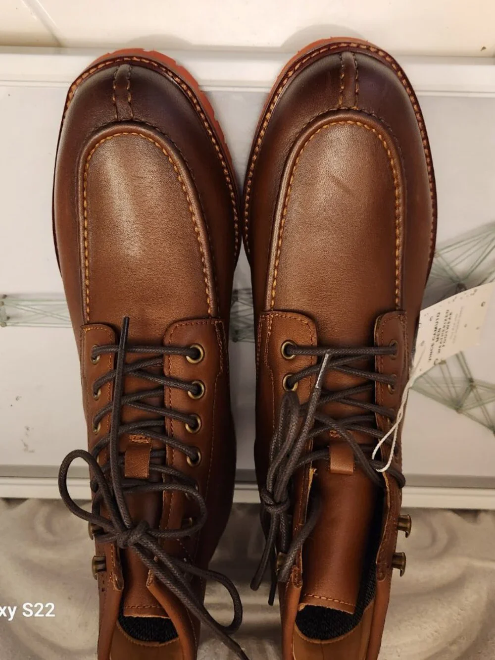 Vince Camuto 